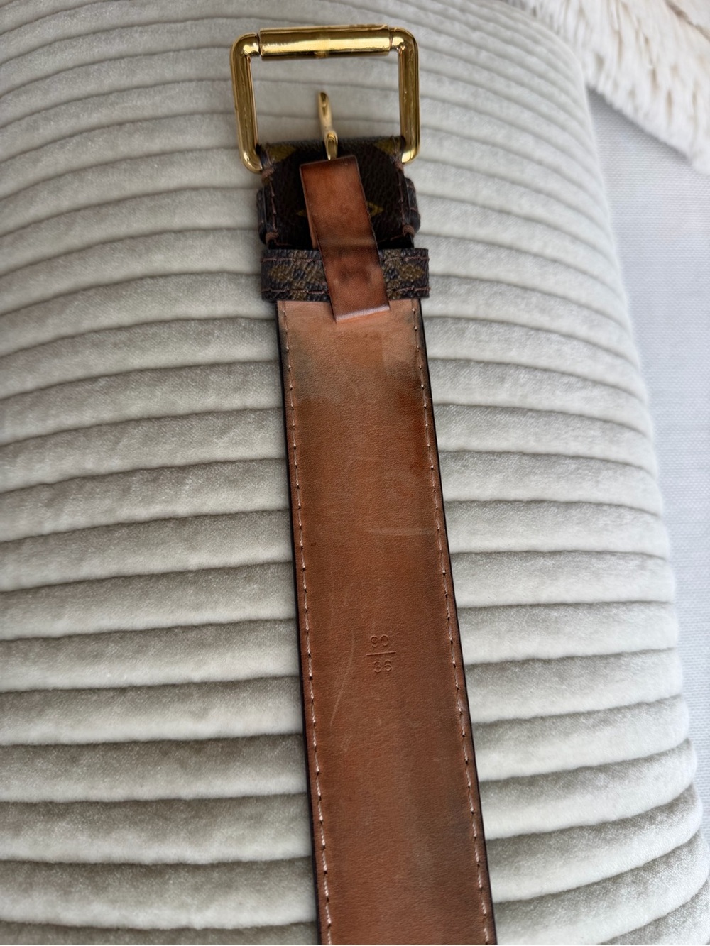 Louis Vuitton Monogram Canvas Belt with Gold Hardware - Picture 8 of 12